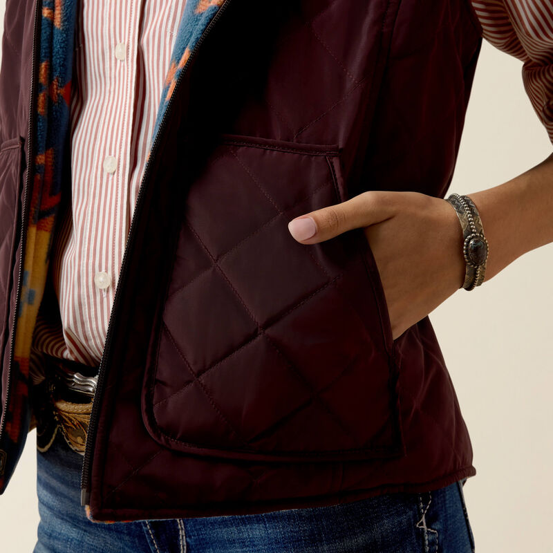 Ariat Ladies Dilon 2.0 Reversable Insulated Gilet - Choc Plum/Southwest Lakeside